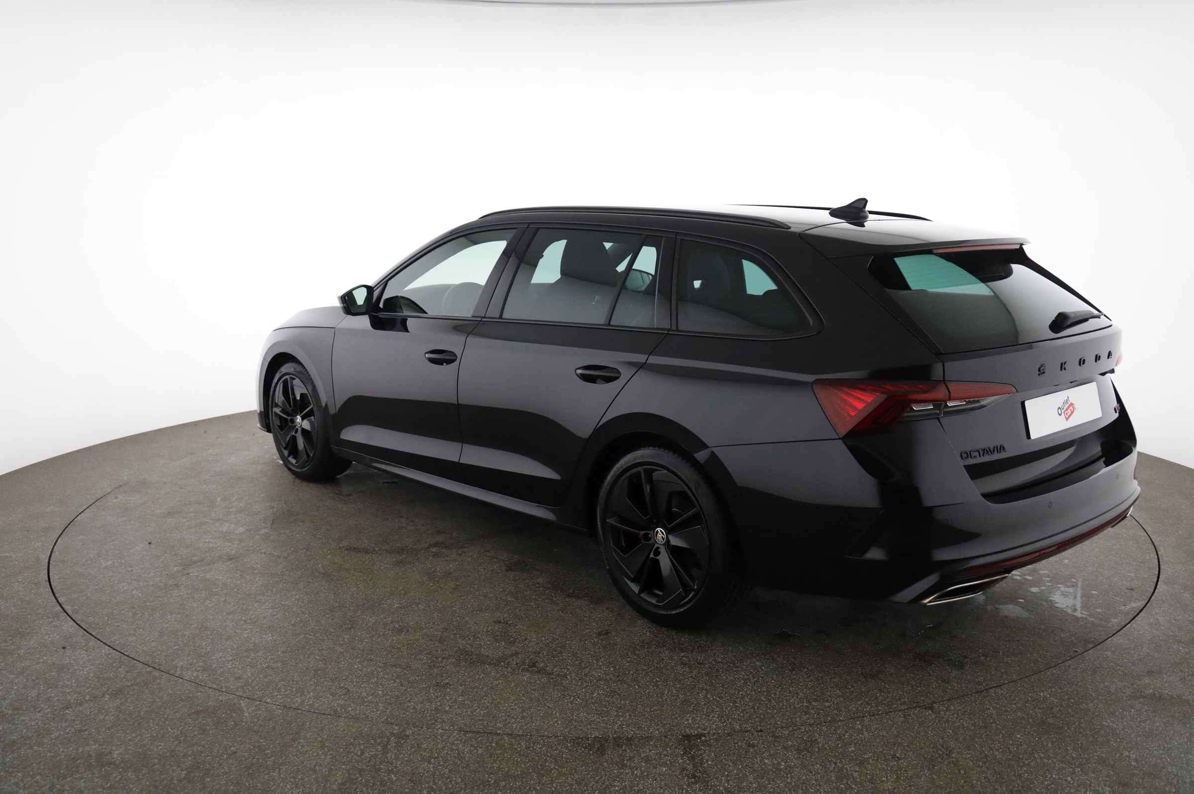 Skoda Octavia Combi 2.0 TDI RS | Bild 2 von 21