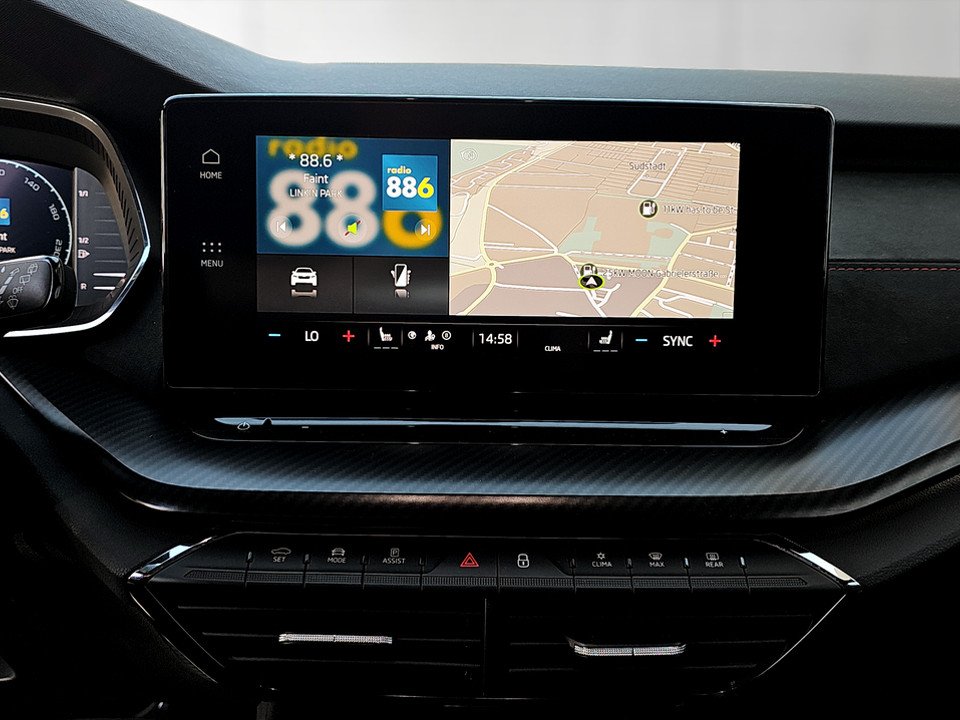 Skoda Octavia Combi 2.0 TDI RS | Bild 16 von 24