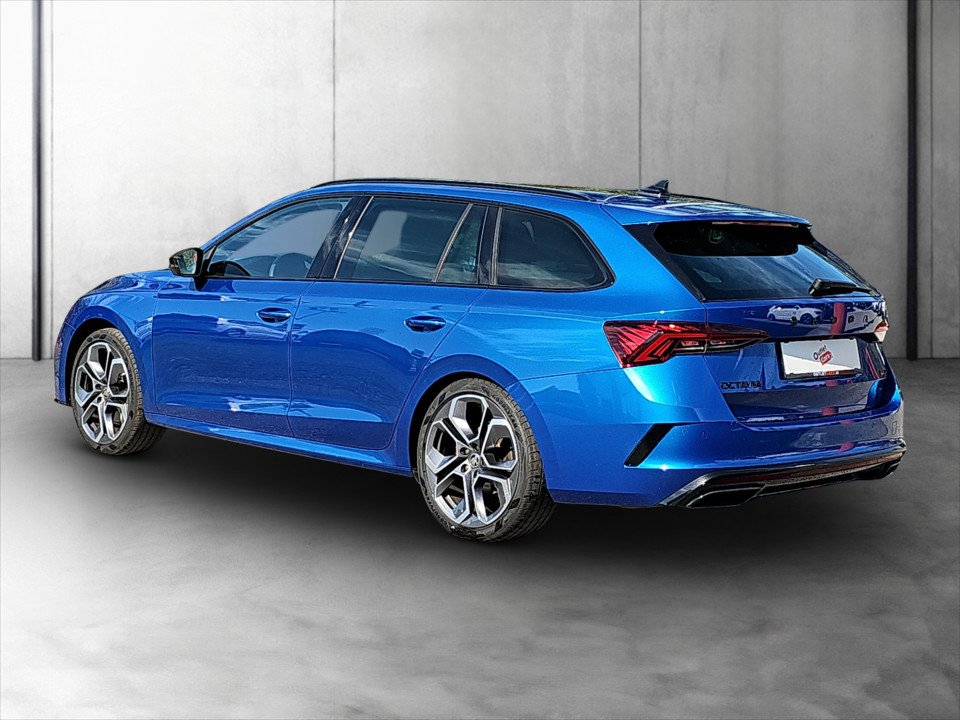 Skoda Octavia Combi 2.0 TDI RS | Bild 4 von 24