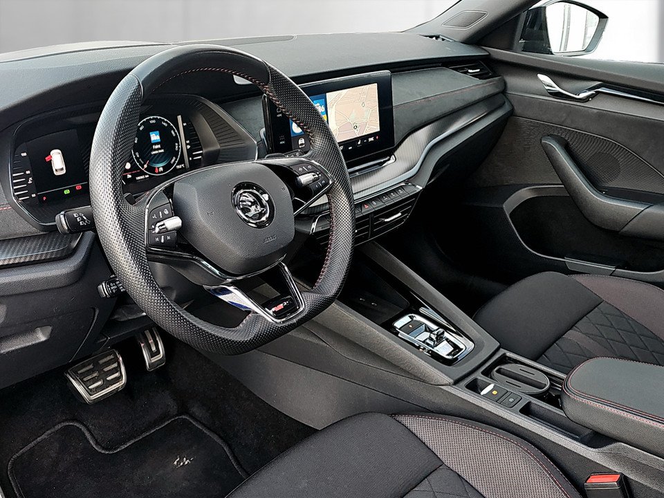Skoda Octavia Combi 2.0 TDI RS | Bild 11 von 24
