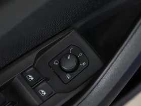 Skoda Octavia Combi 2.0 TDI RS | Thumbnail 5 von 19