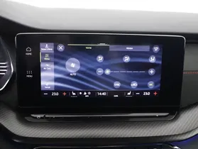 Skoda Octavia Combi 2.0 TDI RS | Thumbnail 10 von 23