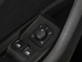 Skoda Octavia Combi 2.0 TDI RS | Thumbnail 16 von 23