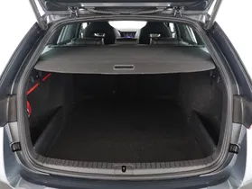 Skoda Octavia Combi 2.0 TDI RS | Thumbnail 17 von 23