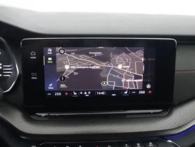 Skoda Octavia Combi 2.0 TDI RS | Thumbnail 8 von 23