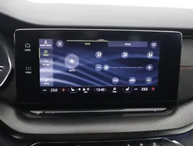 Skoda Octavia Combi 2.0 TDI RS | Thumbnail 10 von 23