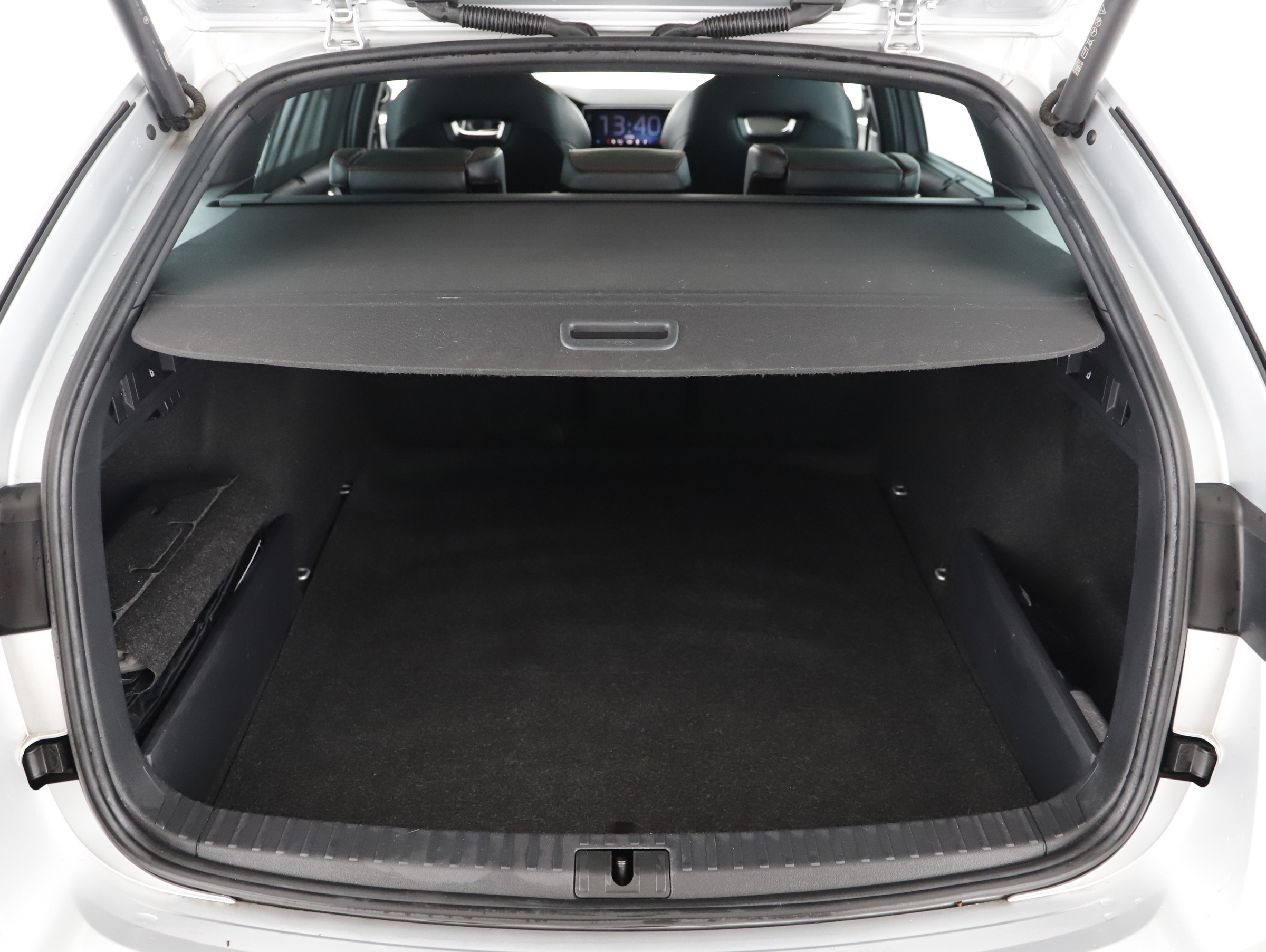 Skoda Octavia Combi 2.0 TDI RS | Bild 17 von 23