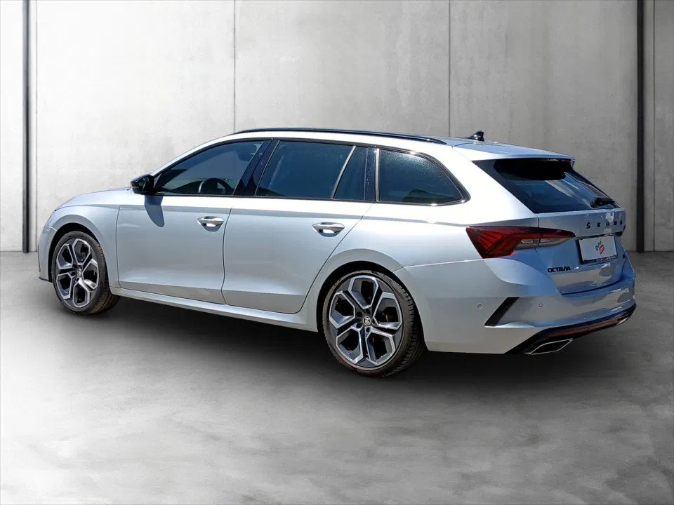 Skoda Octavia Combi 2.0 TDI RS | Bild 4 von 24