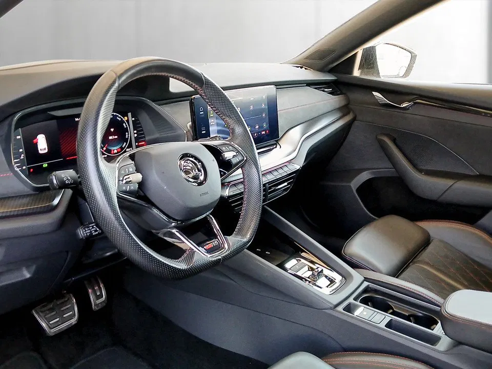 Skoda Octavia Combi 2.0 TDI RS | Bild 5 von 24