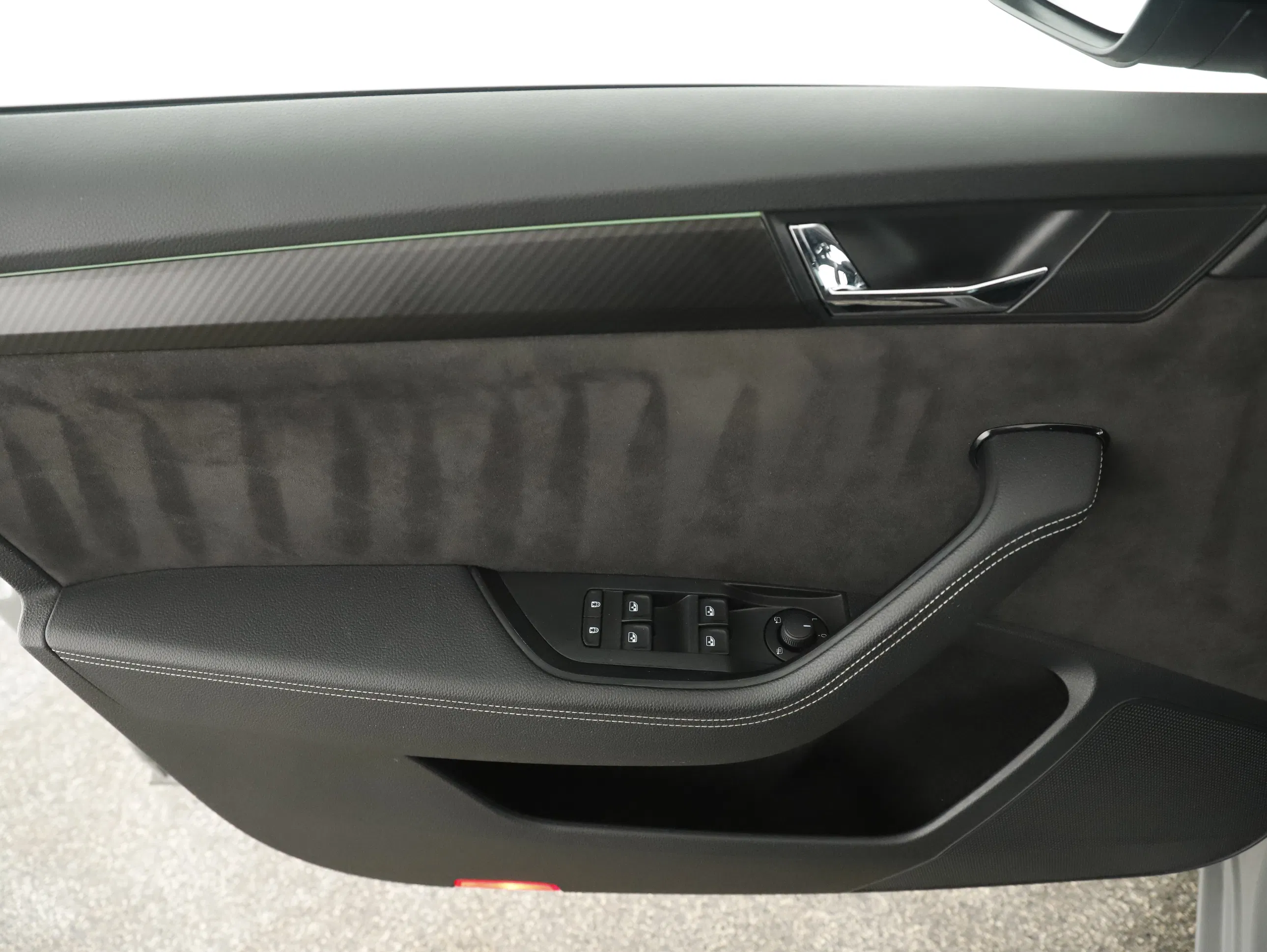 Skoda Superb Combi Sportline TSI DSG | Bild 11 von 31