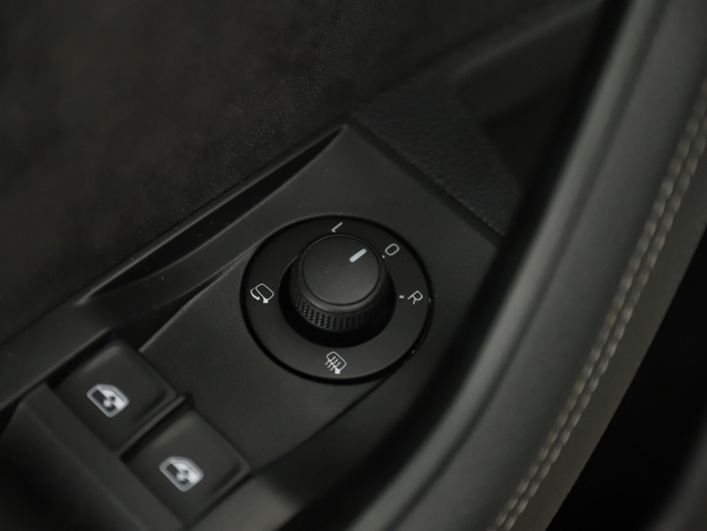 Skoda Superb Combi Sportline TSI DSG | Bild 12 von 31