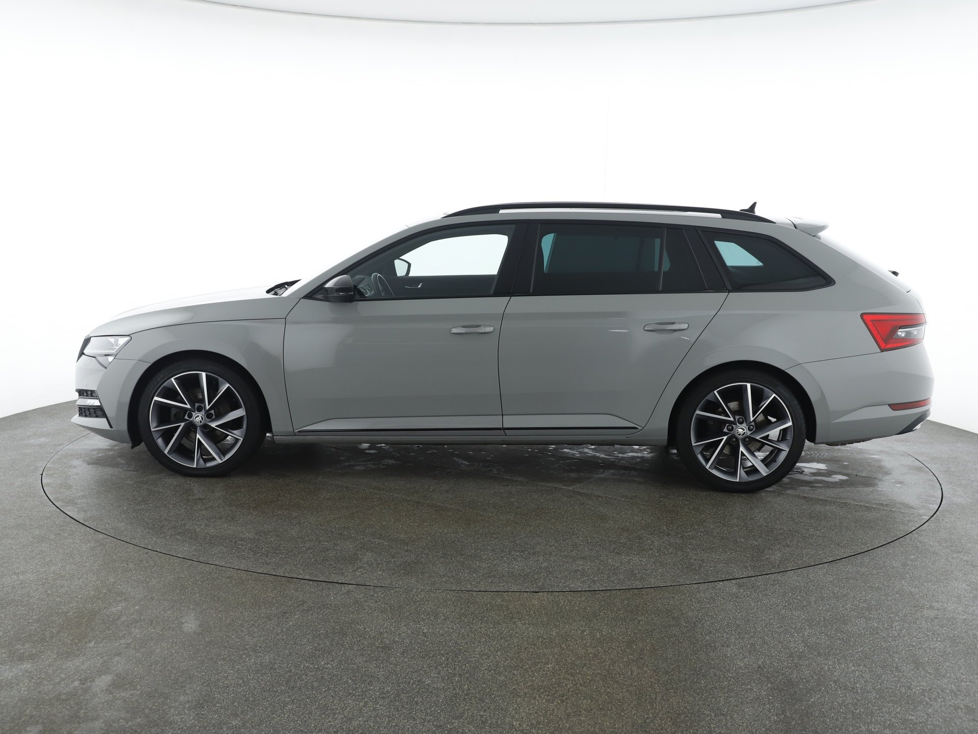 Skoda Superb Combi Sportline TSI DSG | Bild 3 von 31