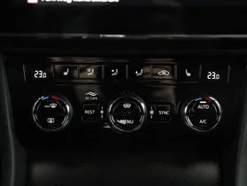 Skoda Superb Combi Sportline TSI DSG | Thumbnail 24 von 31