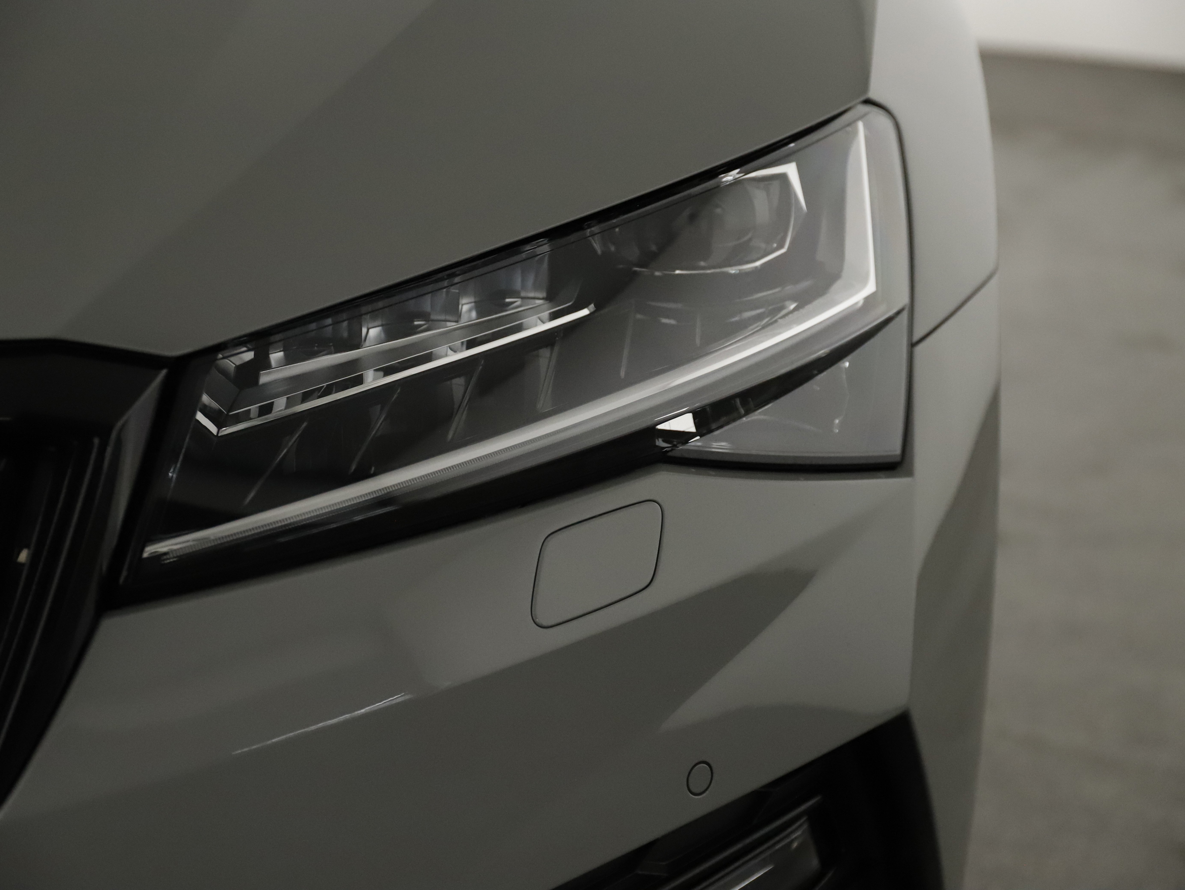 Skoda Superb Combi Sportline TSI DSG | Bild 29 von 31