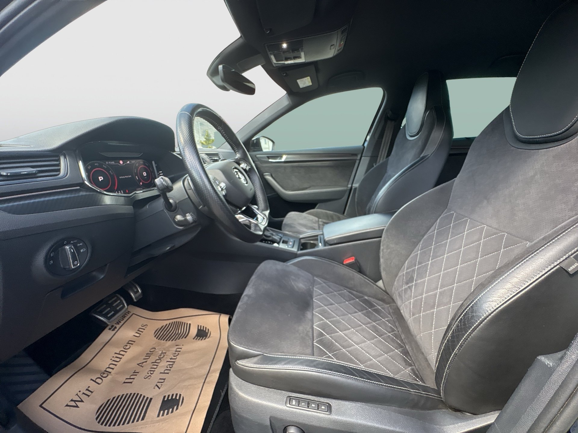 Skoda Superb Combi 1.5 TSI ACT  Sportline | Bild 11 von 29