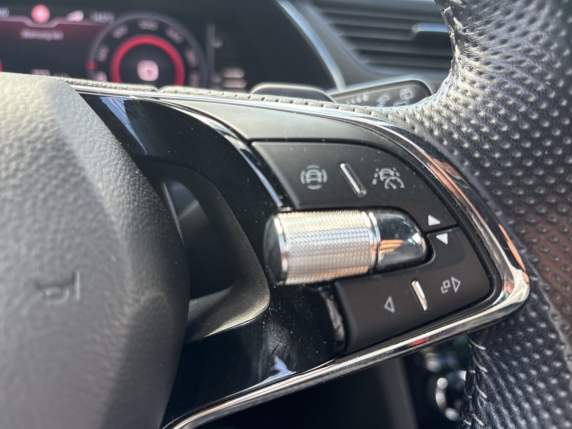 Skoda Superb Combi 1.5 TSI ACT  Sportline | Bild 16 von 29