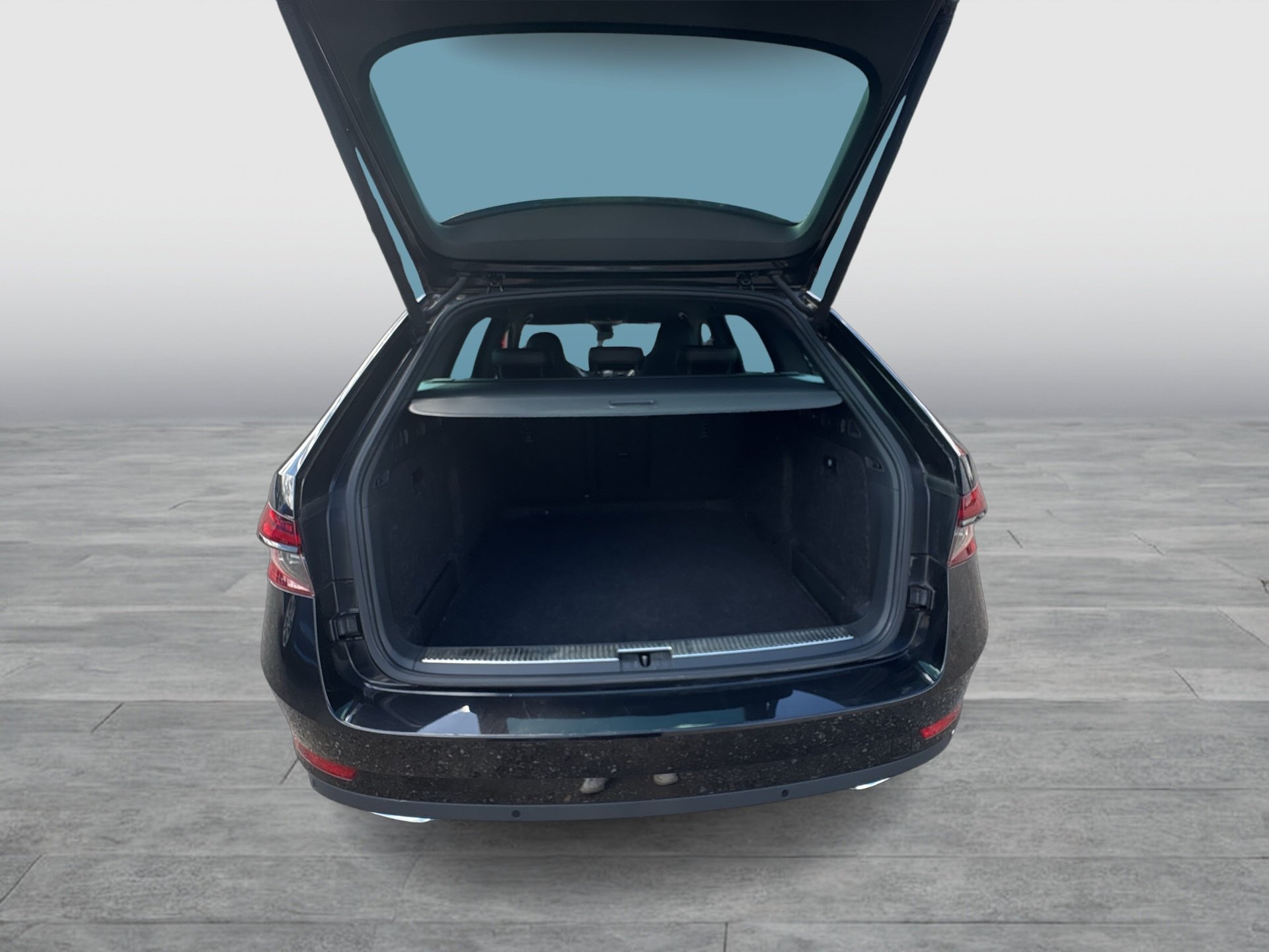 Skoda Superb Combi 1.5 TSI ACT  Sportline | Bild 26 von 29