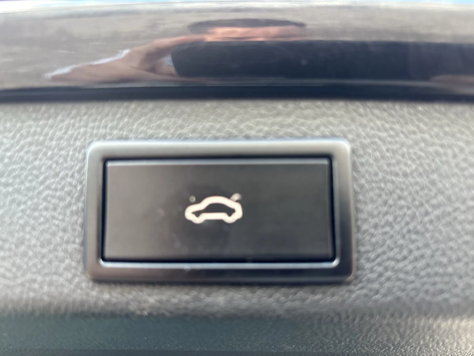 Skoda Superb Combi 1.5 TSI ACT Sportline | Bild 27 von 29