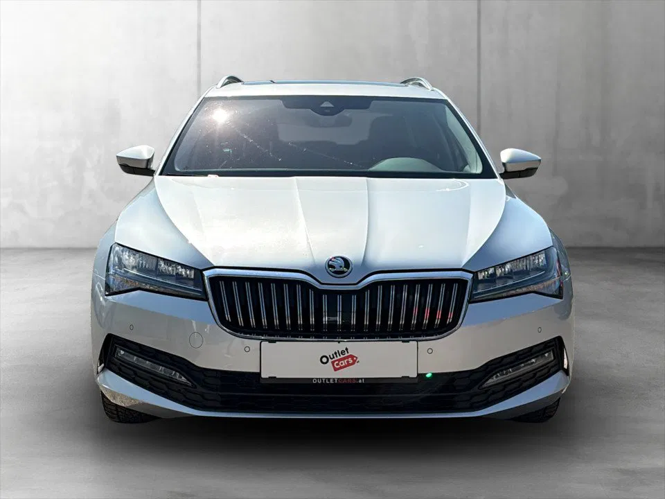 Skoda Superb Combi 1.5 TSI | Bild 4 von 15