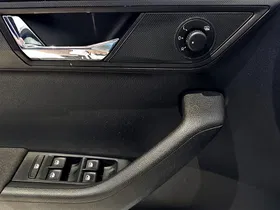 Skoda Fabia Combi 1.0 TSI Monte Carlo | Thumbnail 8 von 21