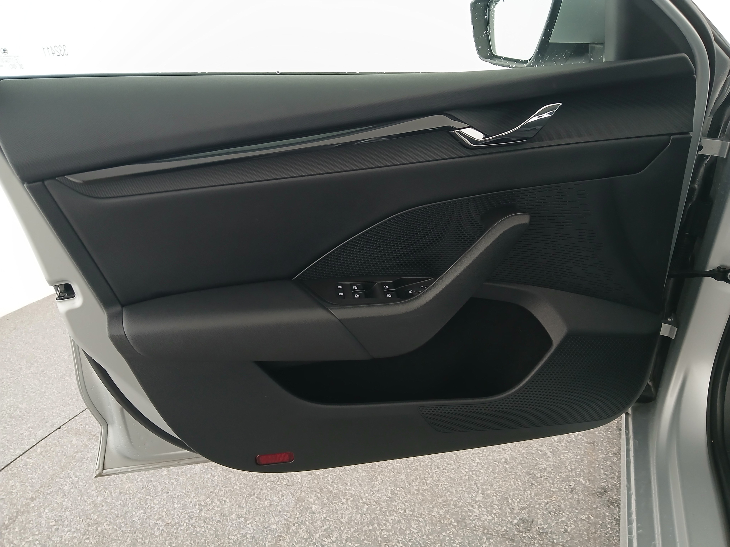 Skoda Octavia Combi 1.0 TSI Ambition | Bild 11 von 31