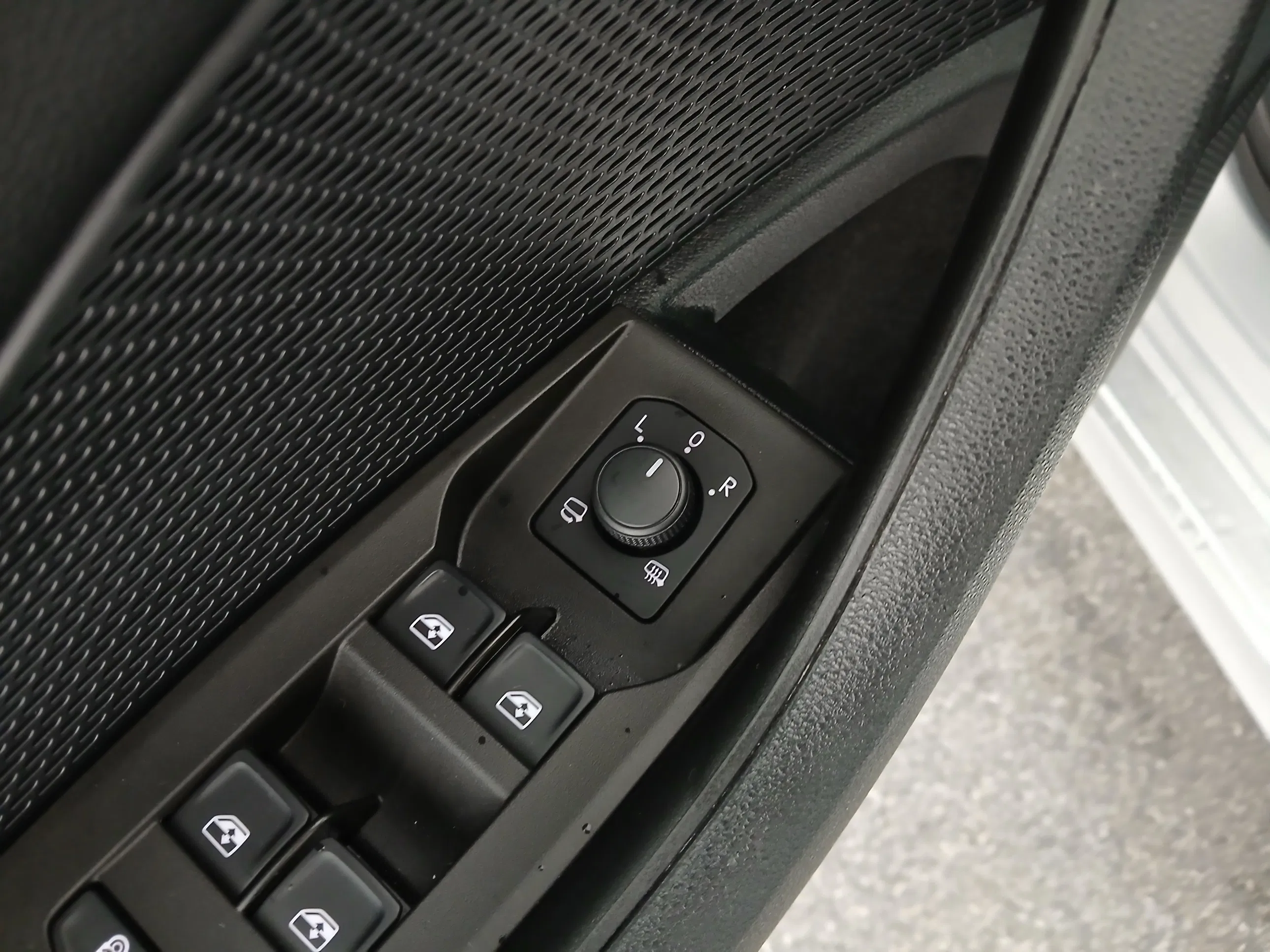 Skoda Octavia Combi 1.0 TSI Ambition | Bild 12 von 31