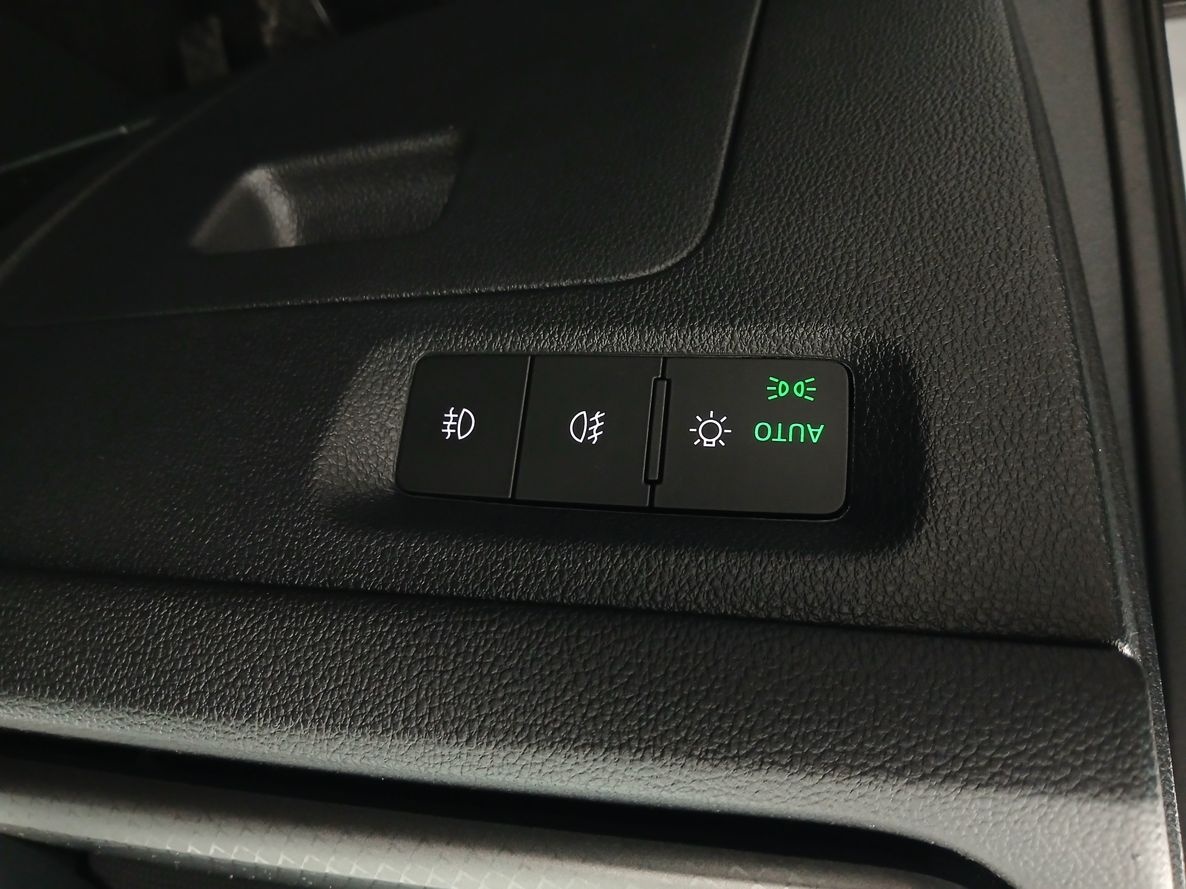 Skoda Octavia Combi 1.0 TSI Ambition | Bild 13 von 31