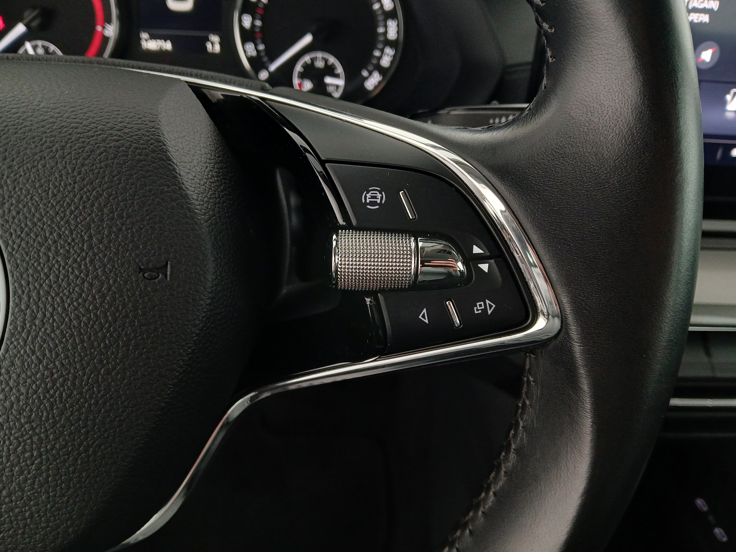 Skoda Octavia Combi 1.0 TSI Ambition | Bild 18 von 31