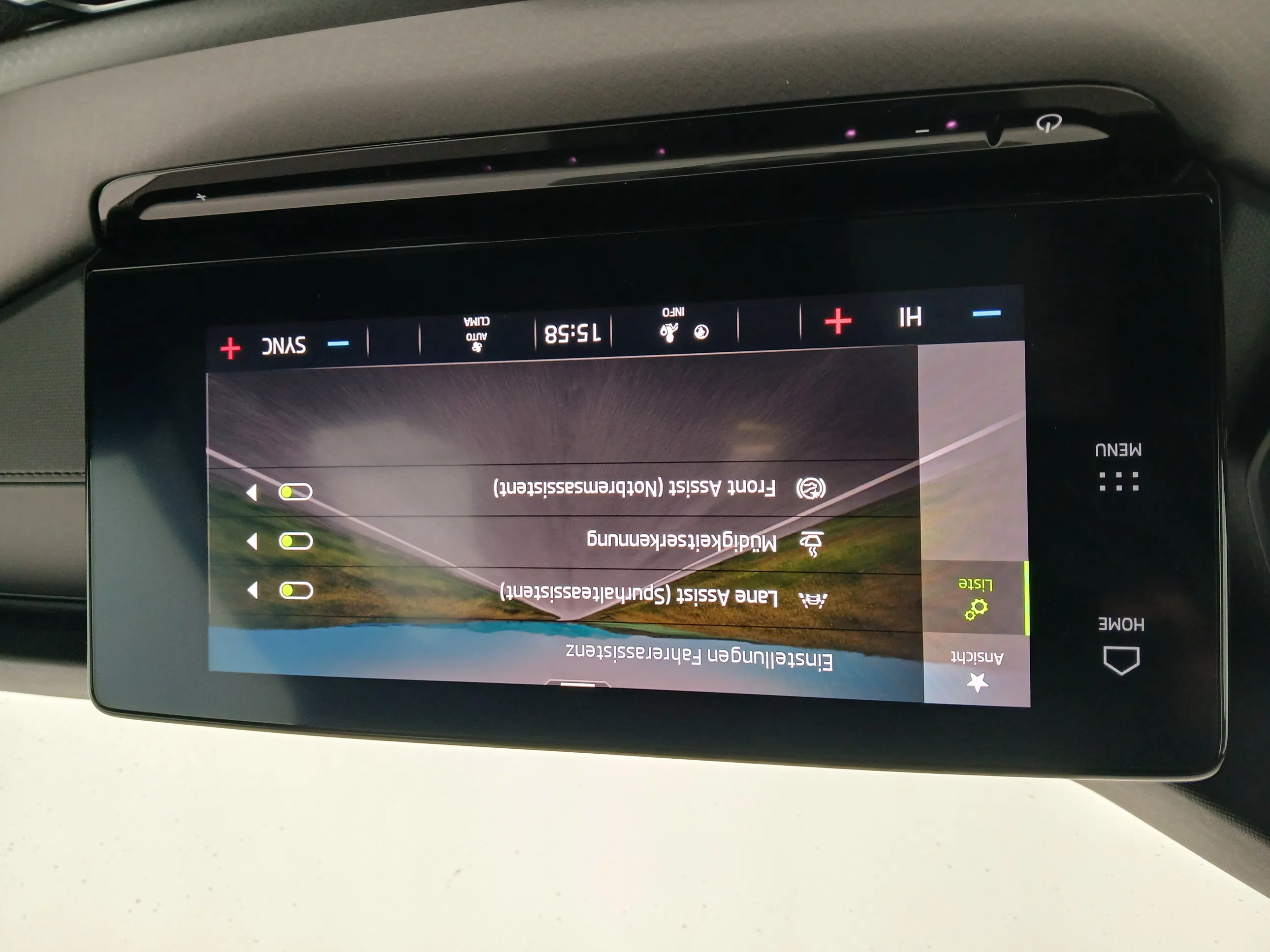 Skoda Octavia Combi 1.0 TSI Ambition | Bild 22 von 31