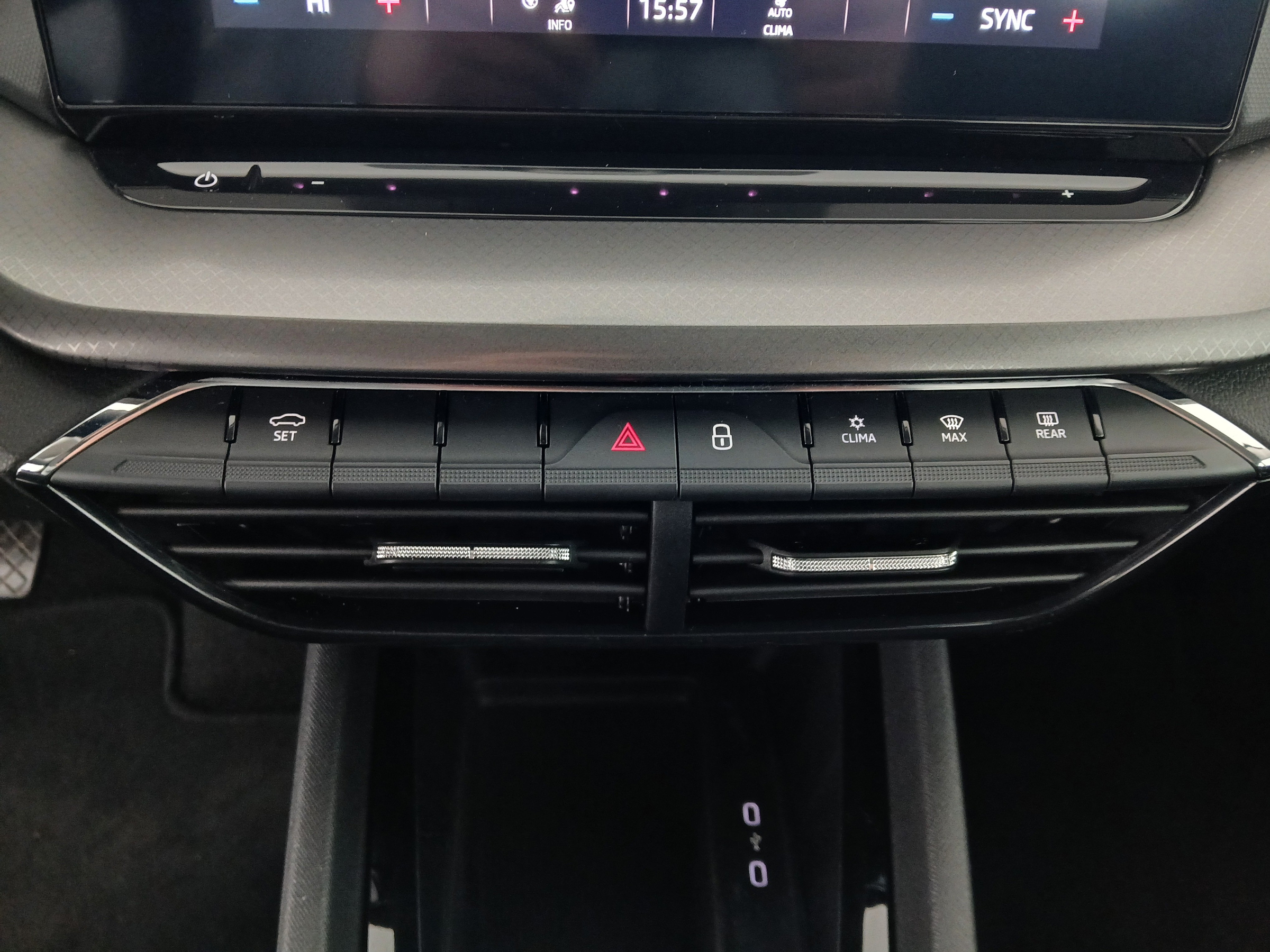 Skoda Octavia Combi 1.0 TSI Ambition | Bild 26 von 31