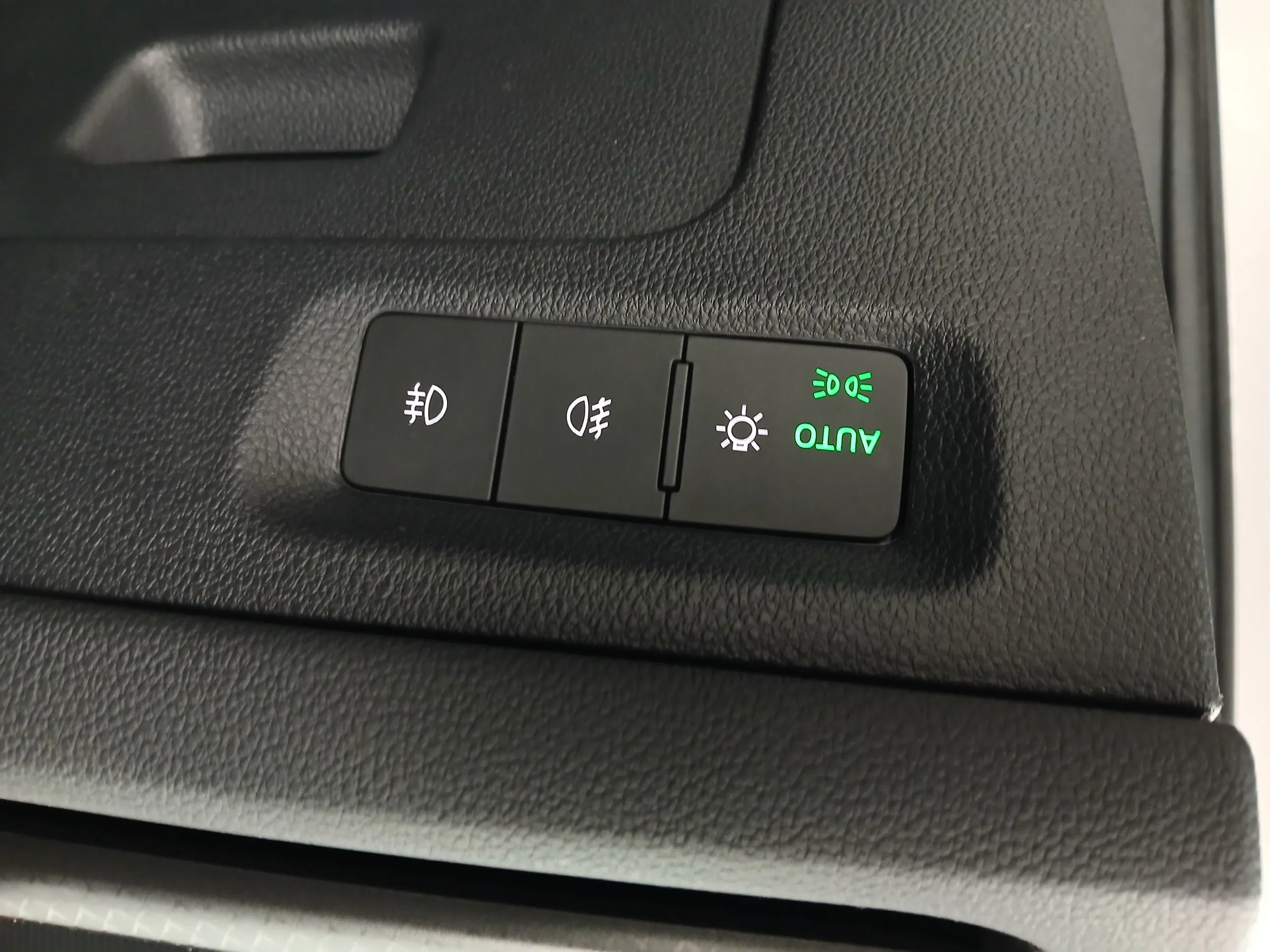 Skoda Octavia Combi 1.0 TSI Ambition | Bild 13 von 28