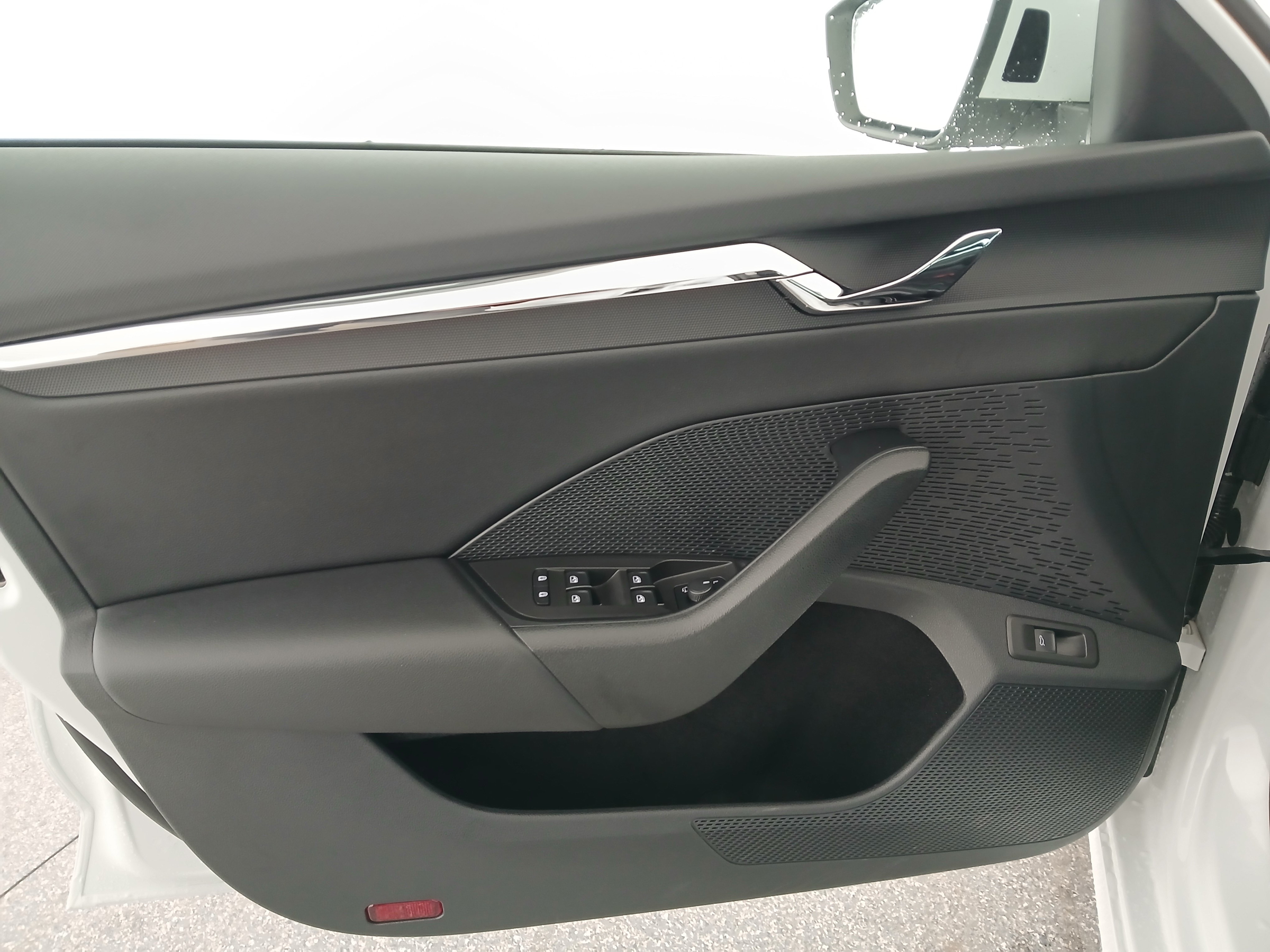 Skoda Octavia Combi 1.5 TSI ACT e-TEC Style | Bild 11 von 31