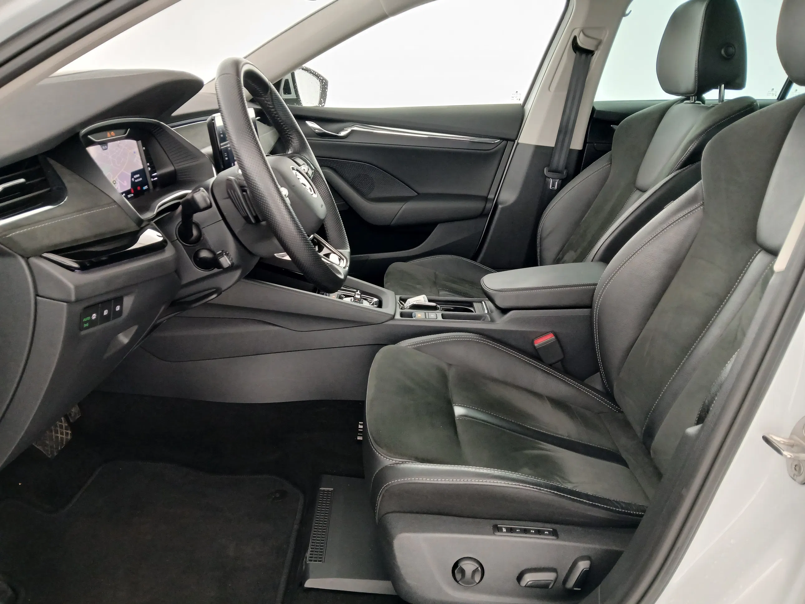 Skoda Octavia Combi 1.5 TSI ACT e-TEC Style | Bild 13 von 31