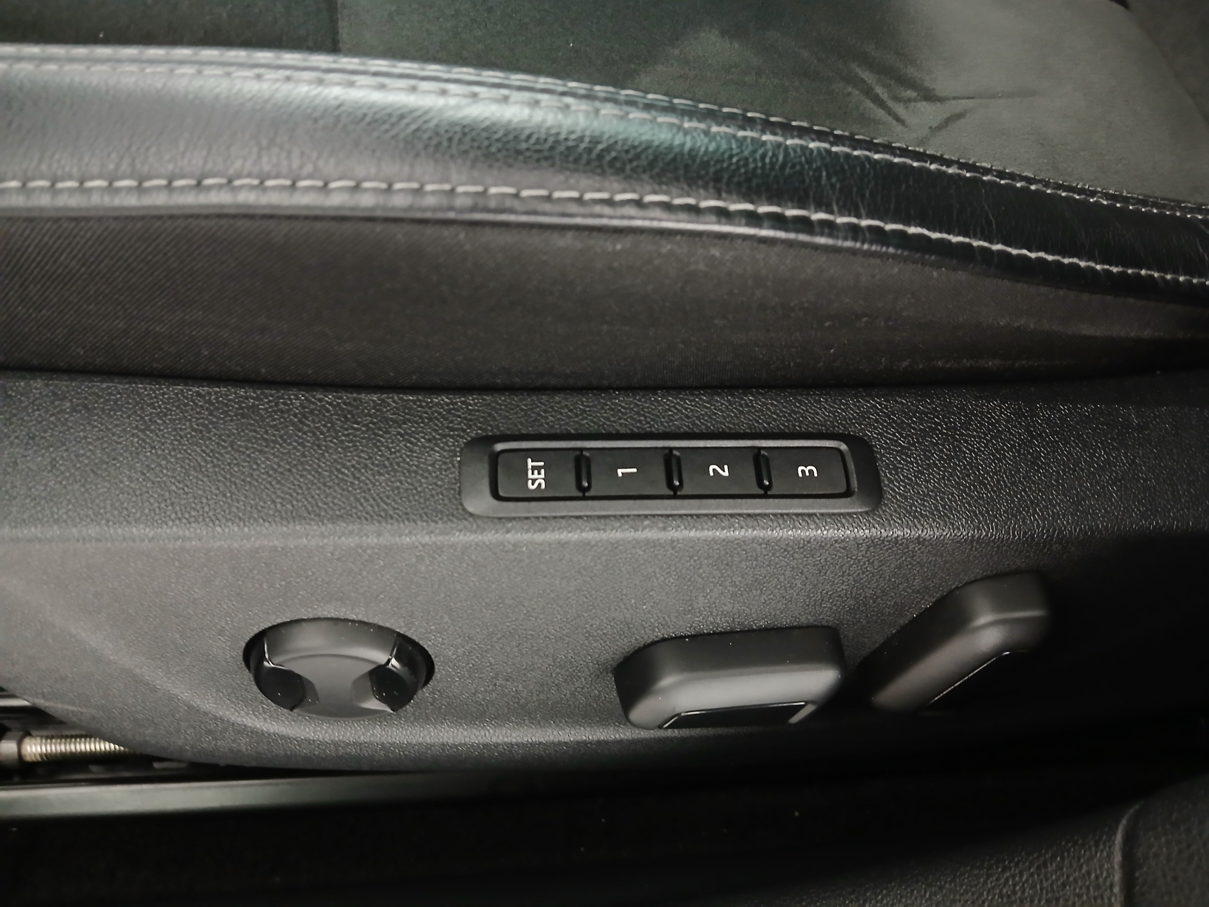 Skoda Octavia Combi 1.5 TSI ACT e-TEC Style | Bild 15 von 31