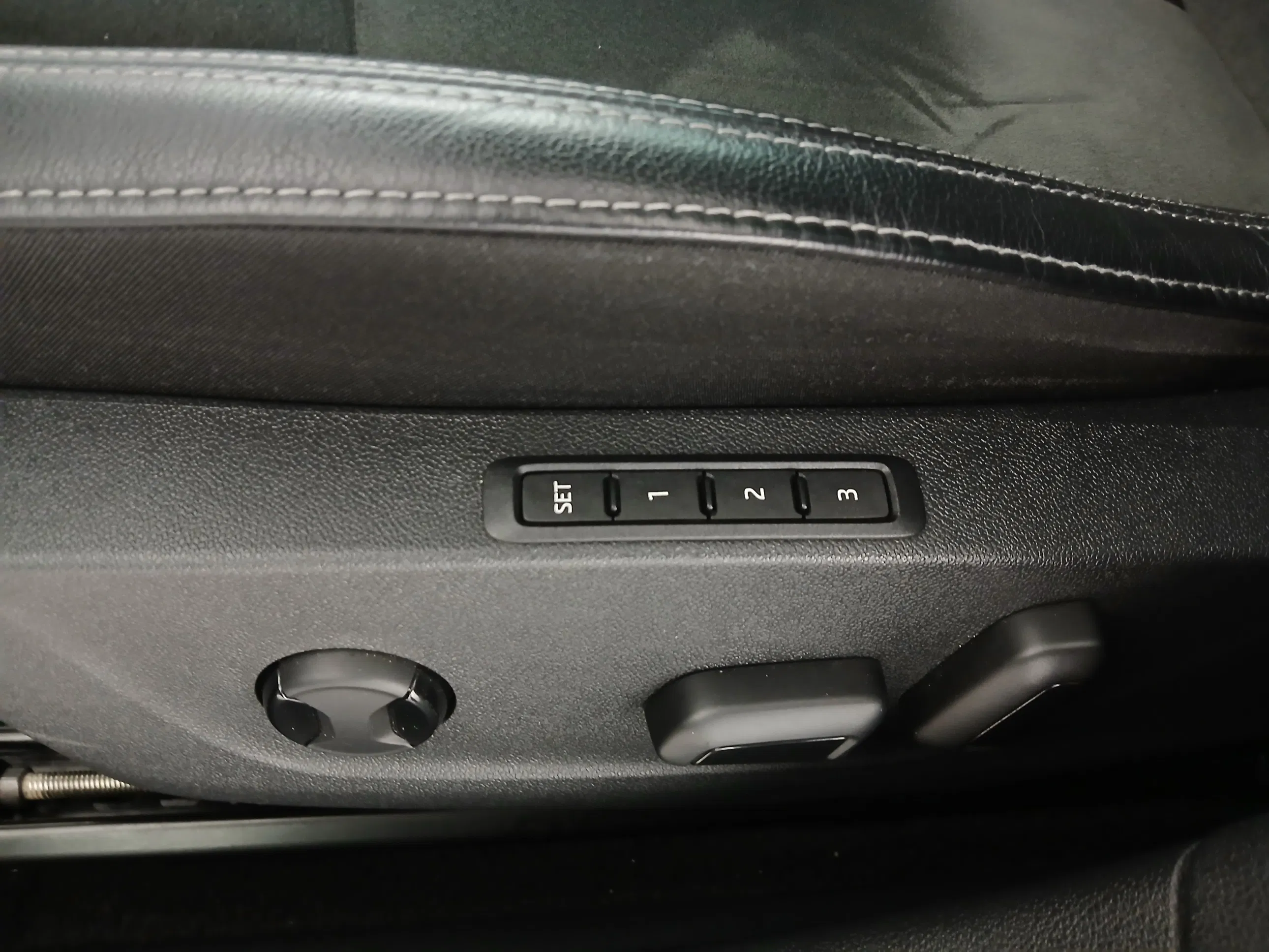 Skoda Octavia Combi 1.5 TSI ACT e-TEC Style | Bild 15 von 31