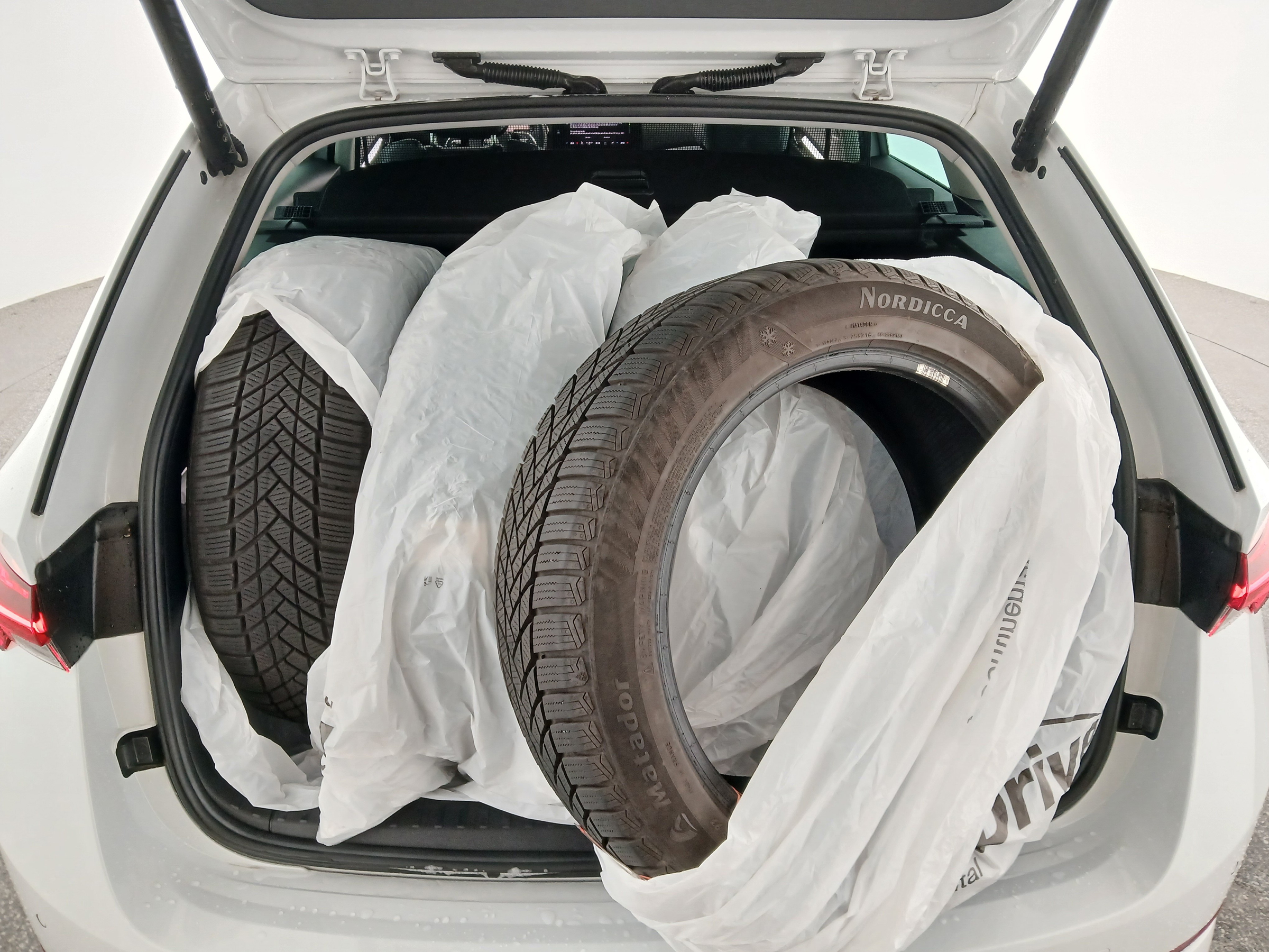 Skoda Octavia Combi 1.5 TSI ACT e-TEC Style | Bild 10 von 31