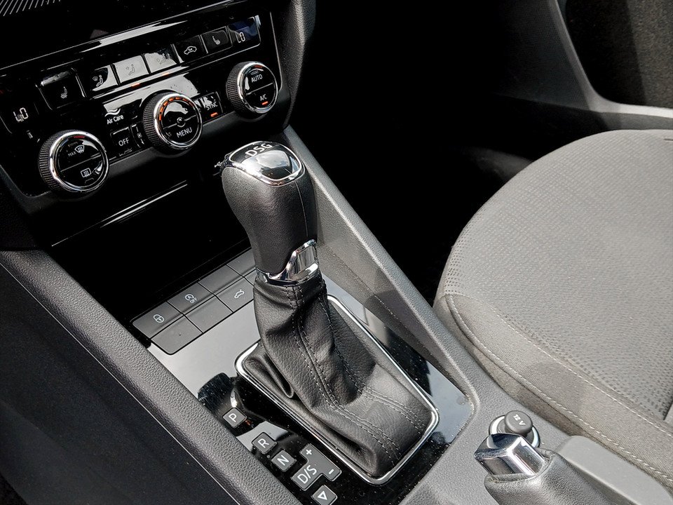 Skoda Octavia Combi 1.5 TSI ACT Style | Bild 16 von 19