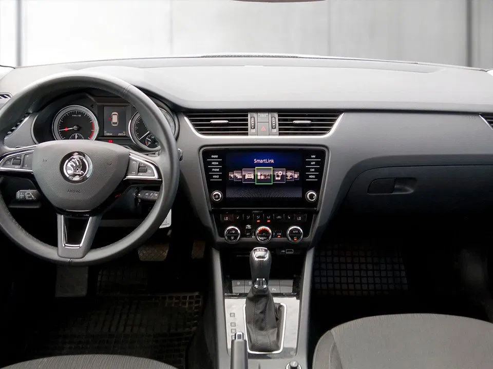 Skoda Octavia Combi 1.5 TSI ACT Style | Bild 9 von 19
