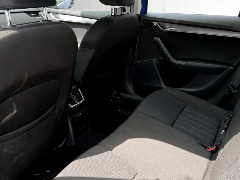Skoda Octavia Combi 1.5 TSI ACT Style | Bild 17 von 19