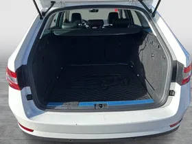 Skoda Superb Combi 2.0 TDI Style | Thumbnail 22 von 24