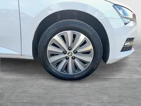 Skoda Superb Combi 2.0 TDI Style | Thumbnail 7 von 24