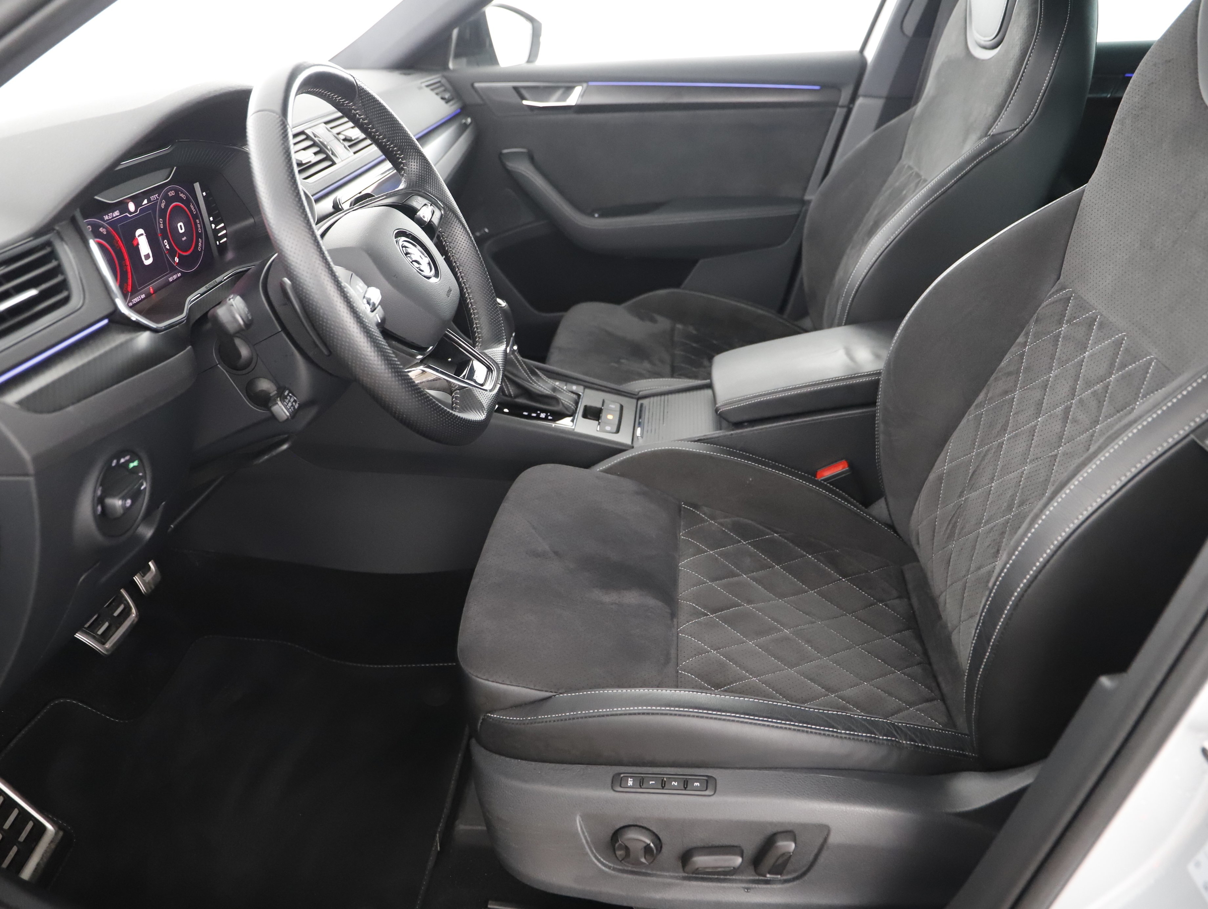 Bild eines Skoda Superb Combi 2.0 TDI  Sportline