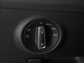 Skoda Superb Combi 2.0 TDI Sportline | Thumbnail 13 von 22