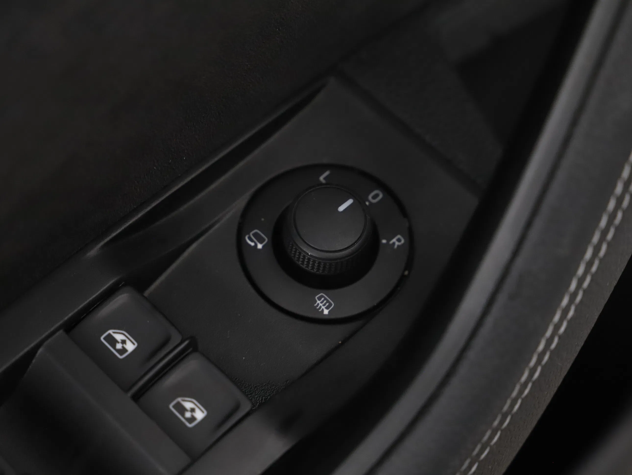 Skoda Superb Combi 2.0 TDI Sportline | Bild 15 von 22