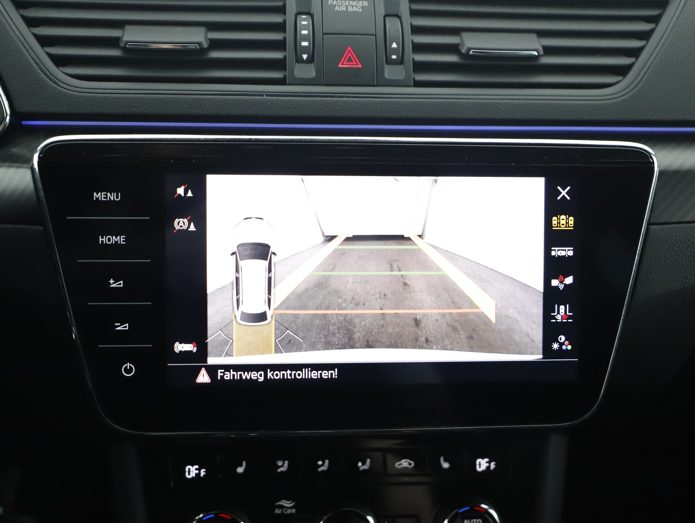 Skoda Superb Combi 2.0 TDI  Sportline | Bild 9 von 22