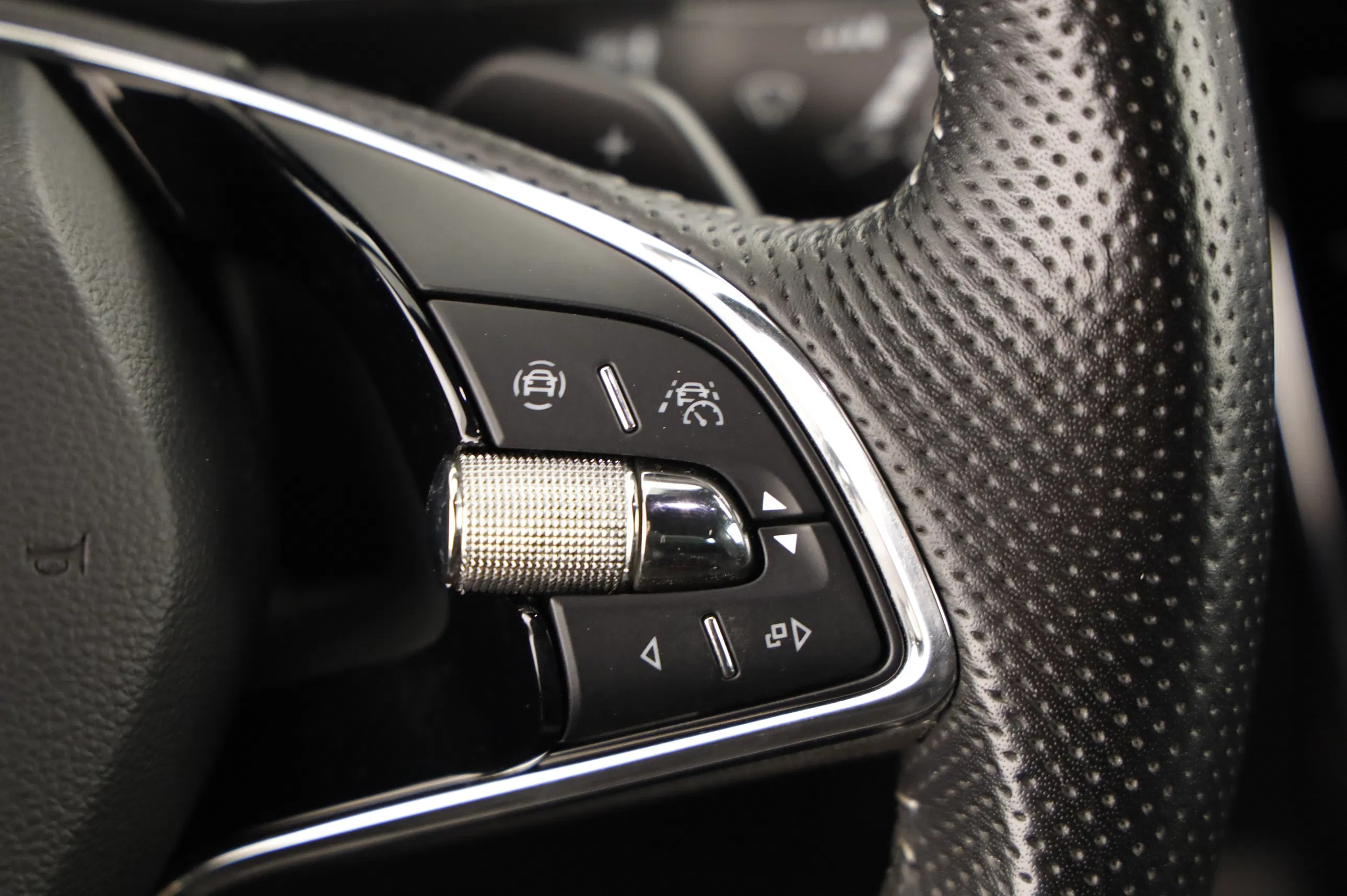 Skoda Superb Combi 2.0 TDI Sportline | Bild 23 von 31