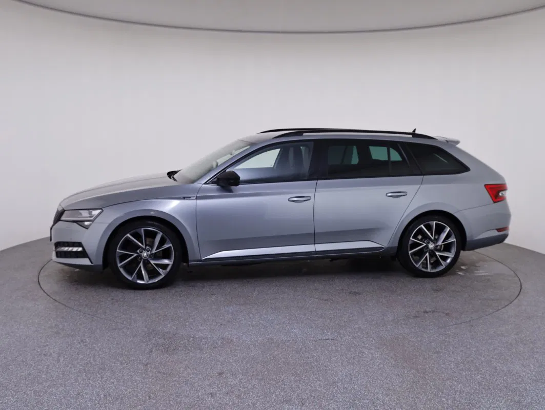 Skoda Superb Combi 2.0 TDI Sportline | Bild 31 von 31