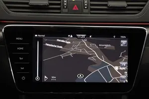 Skoda Superb Combi 2.0 TDI Sportline | Thumbnail 9 von 31