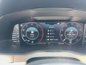 Skoda Superb Combi 2.0 TDI DSG | Thumbnail 15 von 24