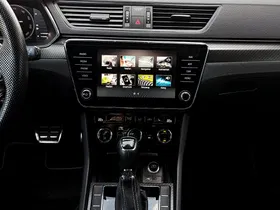 Skoda Superb Combi 2.0 TDI Sportline | Thumbnail 11 von 24